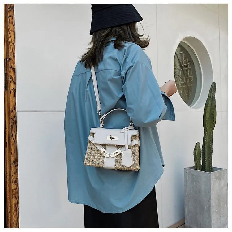 sac bandouliere raphia et cuir sophistiqué