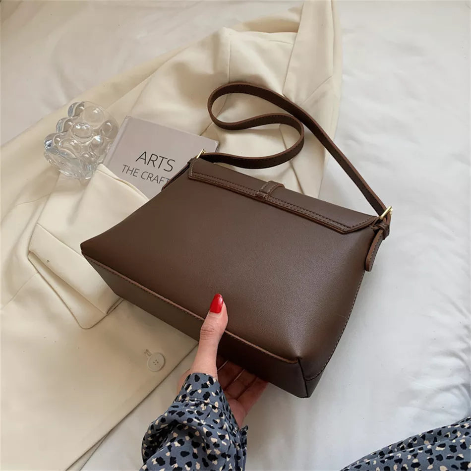 arriere du sac a main en bandouliere