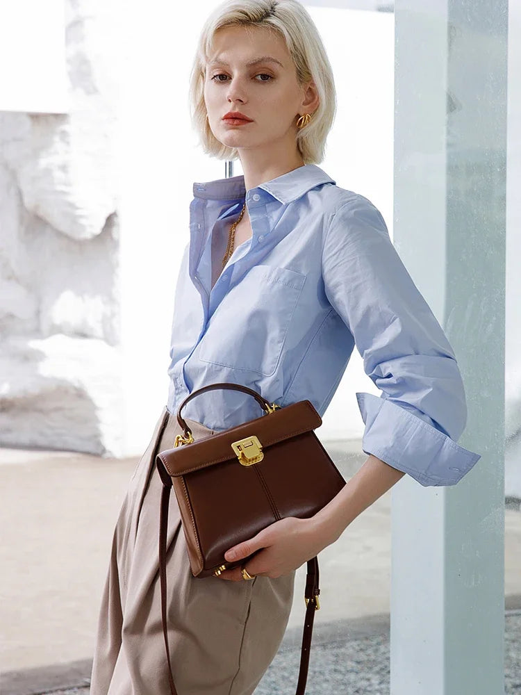 mini sac luxe marron porté