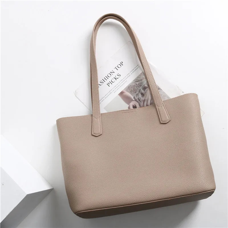 grand sac à main beige luxe