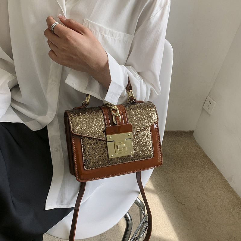 sac a main a paillettes marron et dore