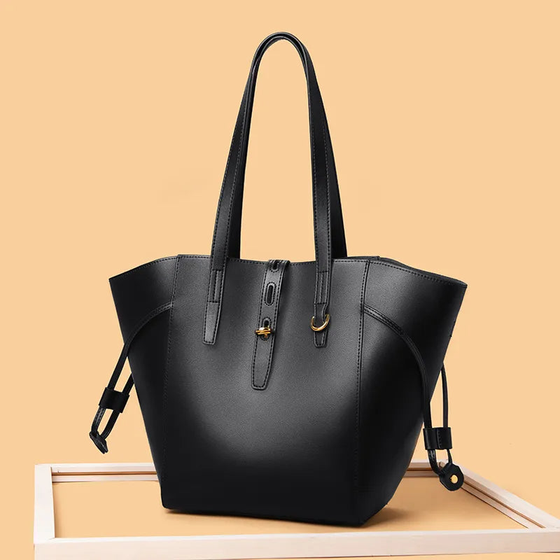 sac a main femme grande taille en forme trapeze