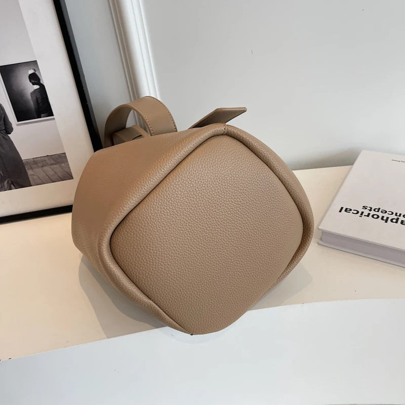 dessous du sac a main tendance
