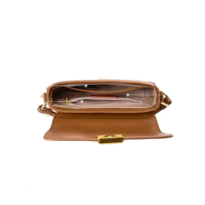 interieur du petit sac de luxe