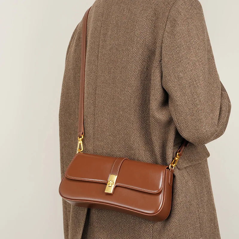 petit sac epaule en cuir fendu bandouliere