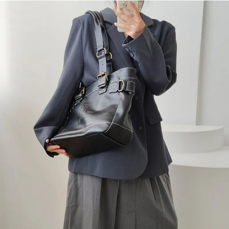 grand sac a main vintage glamour noir