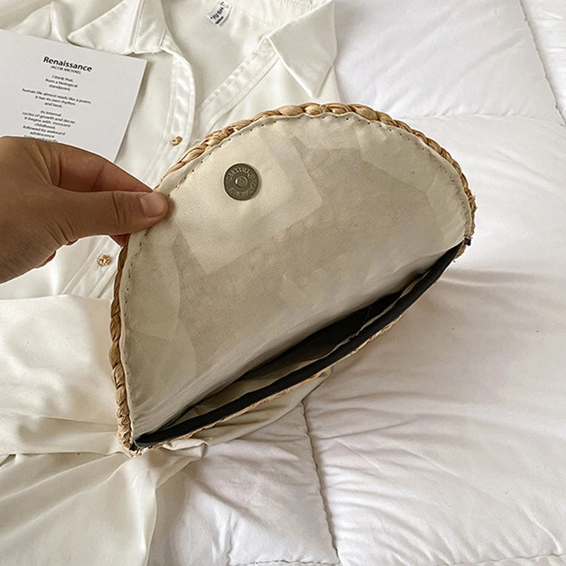 intérieur de la petite pochette femme