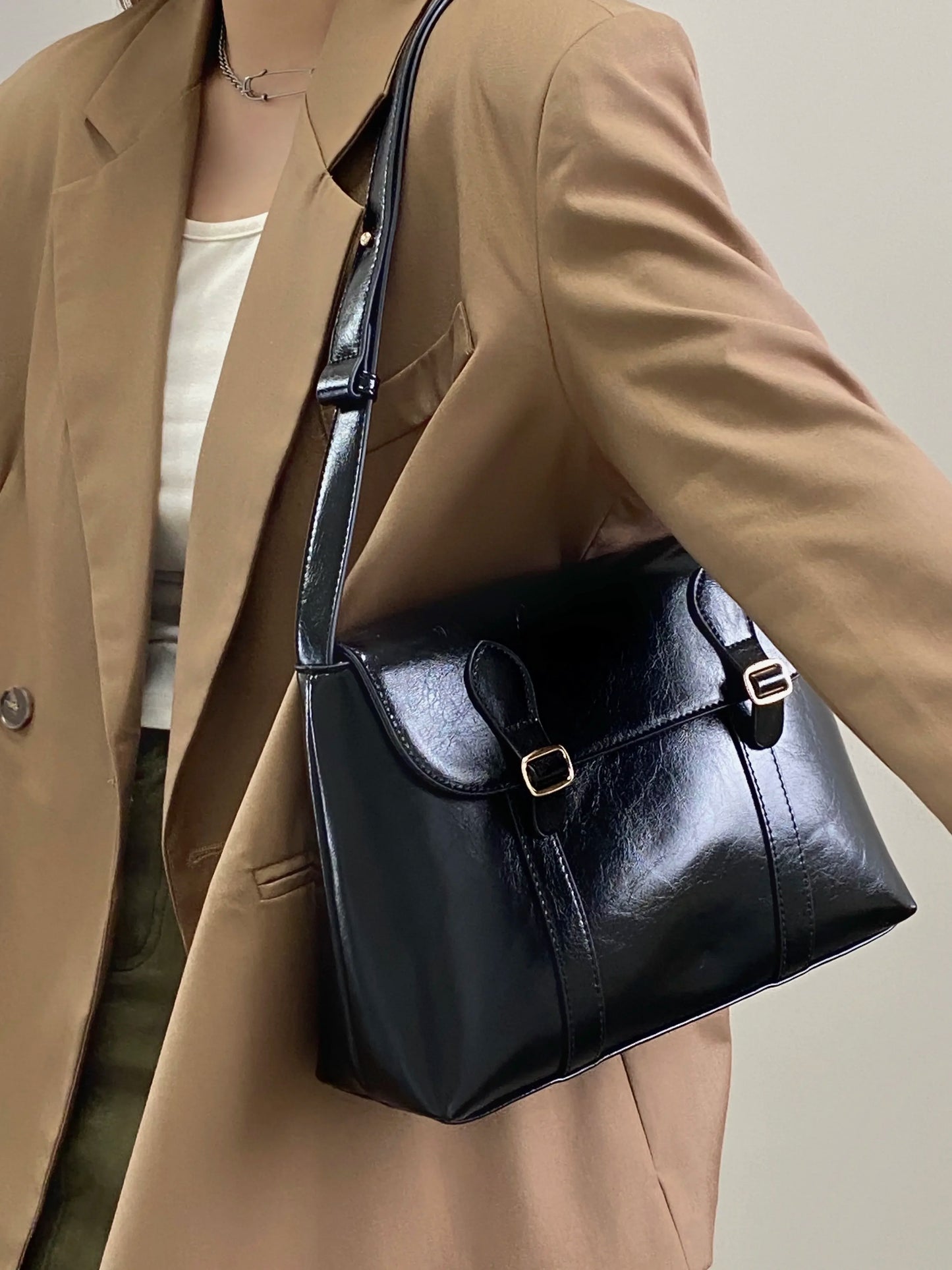 sac a main besace noir