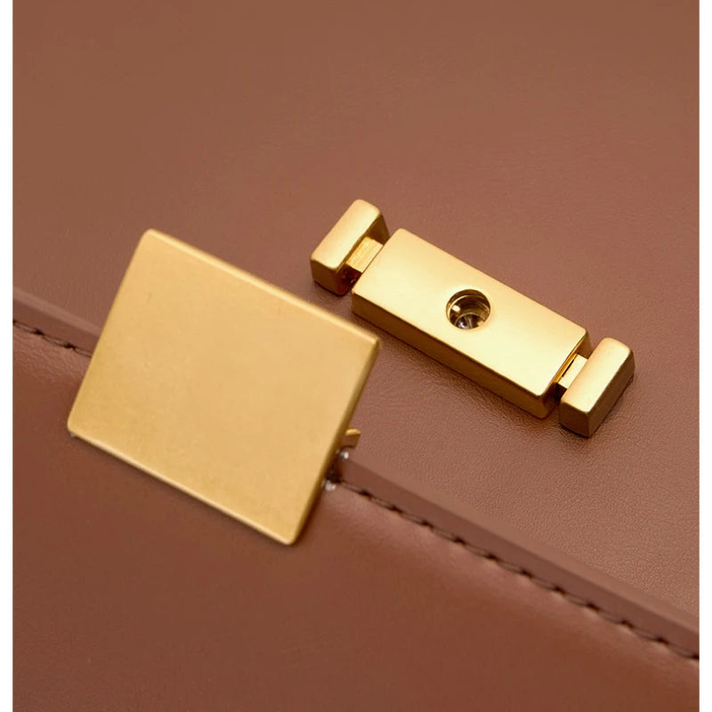 details métal doré du sac vegan luxe