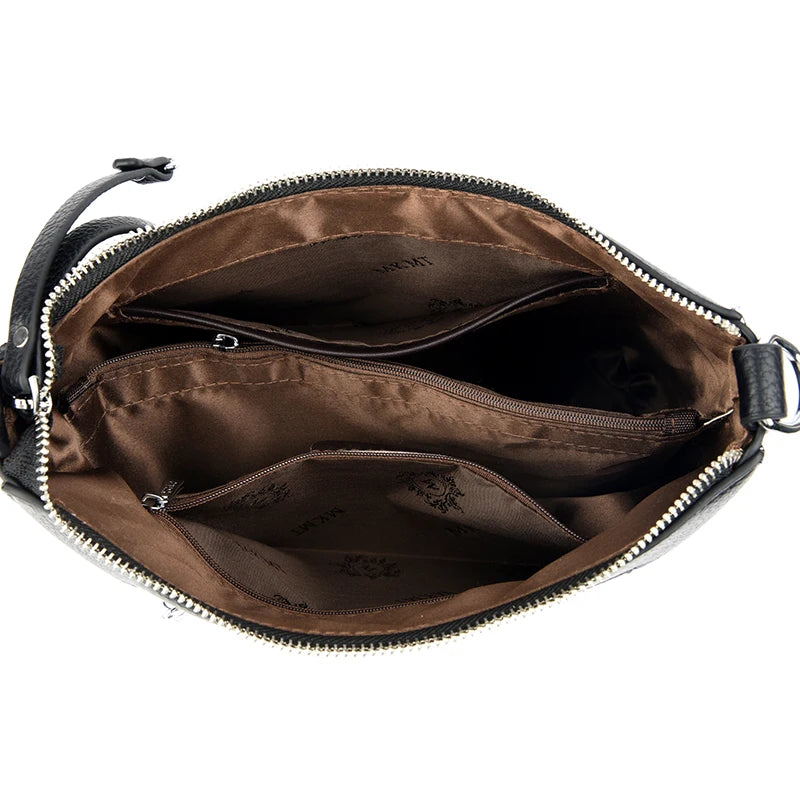 intérieur du sac porté épaule en similicuir