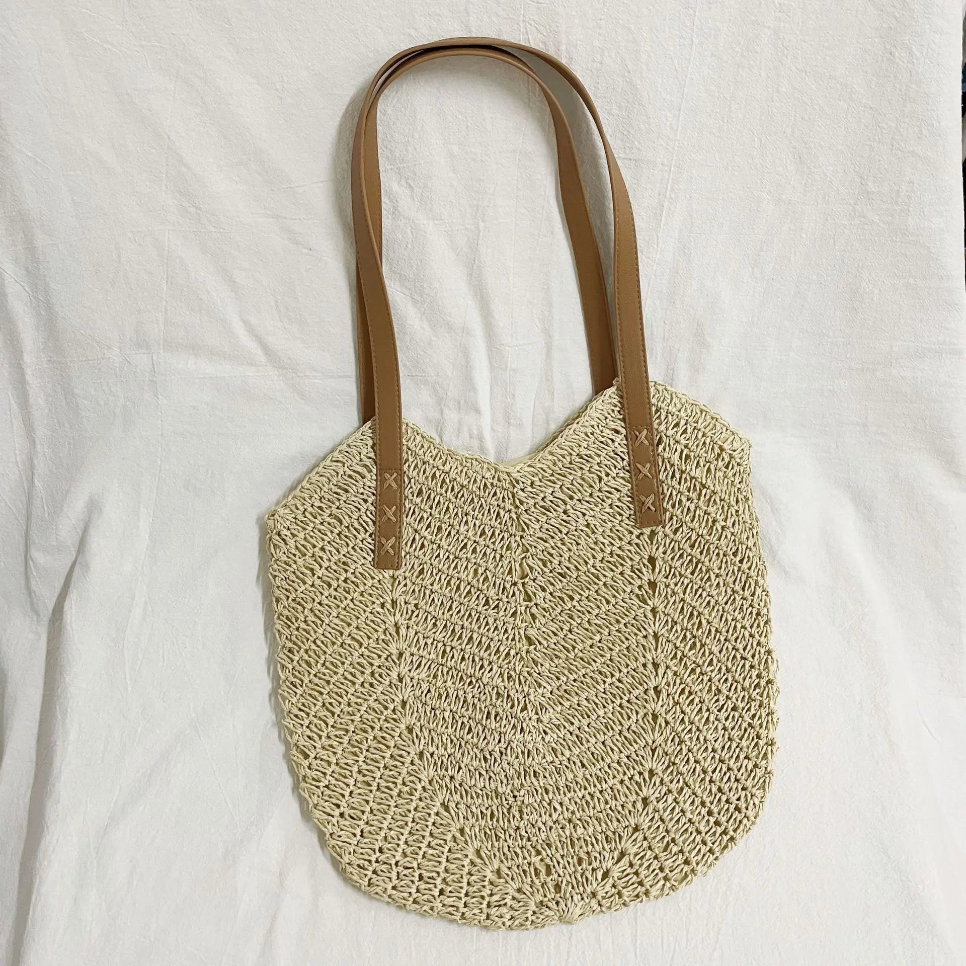 sac paille couleur crème