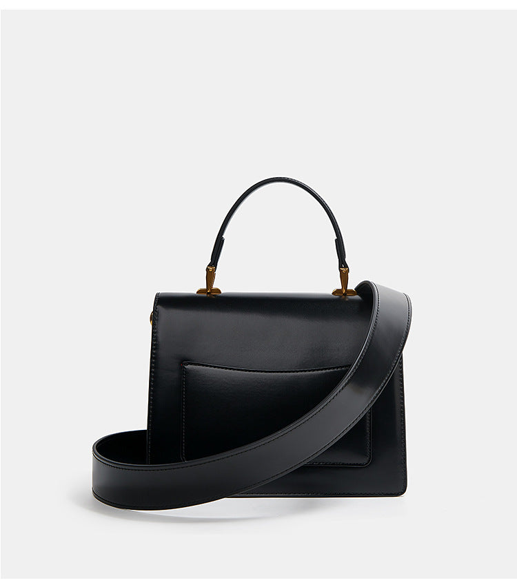 sac vernis noir bandouliere de dos