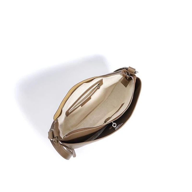 intérieur du sac porté épaule luxe