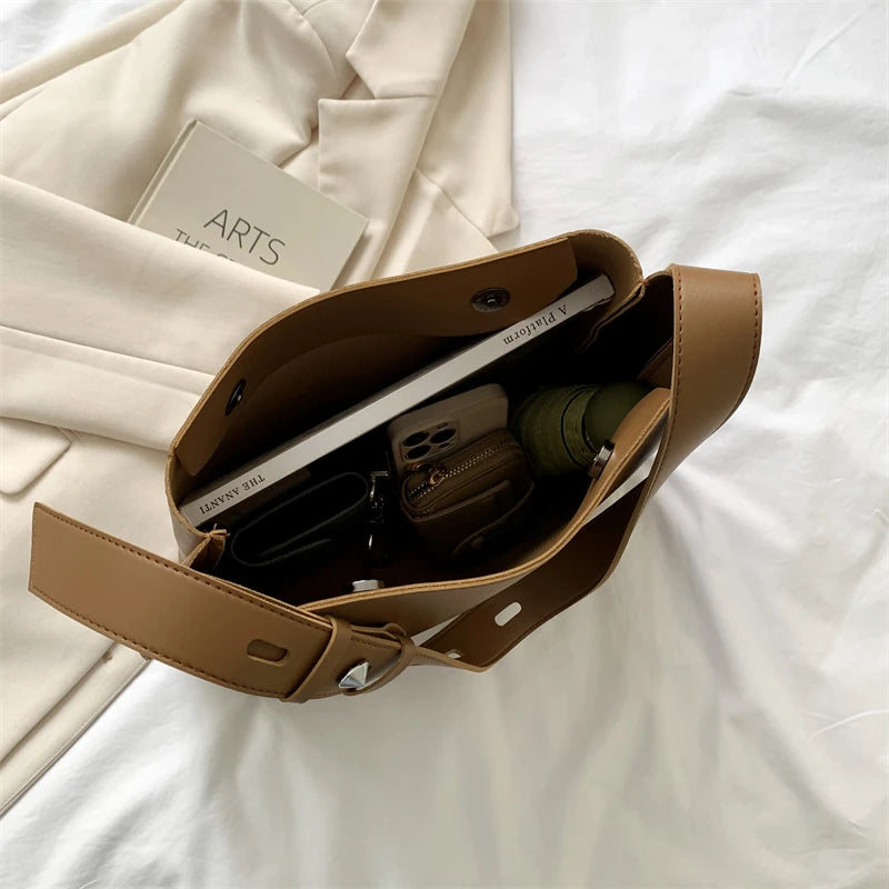 intérieur du sac porté épaule