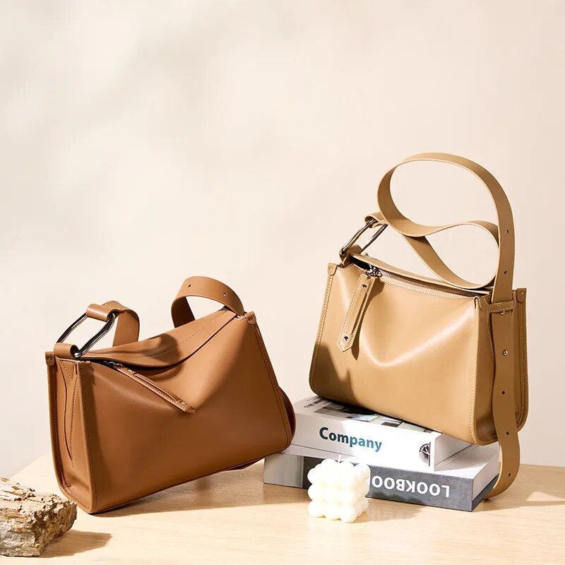 2 teintes du sac bandouliere cuir camel