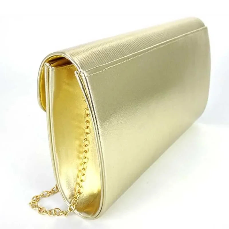 details du pochette femme doree mariage