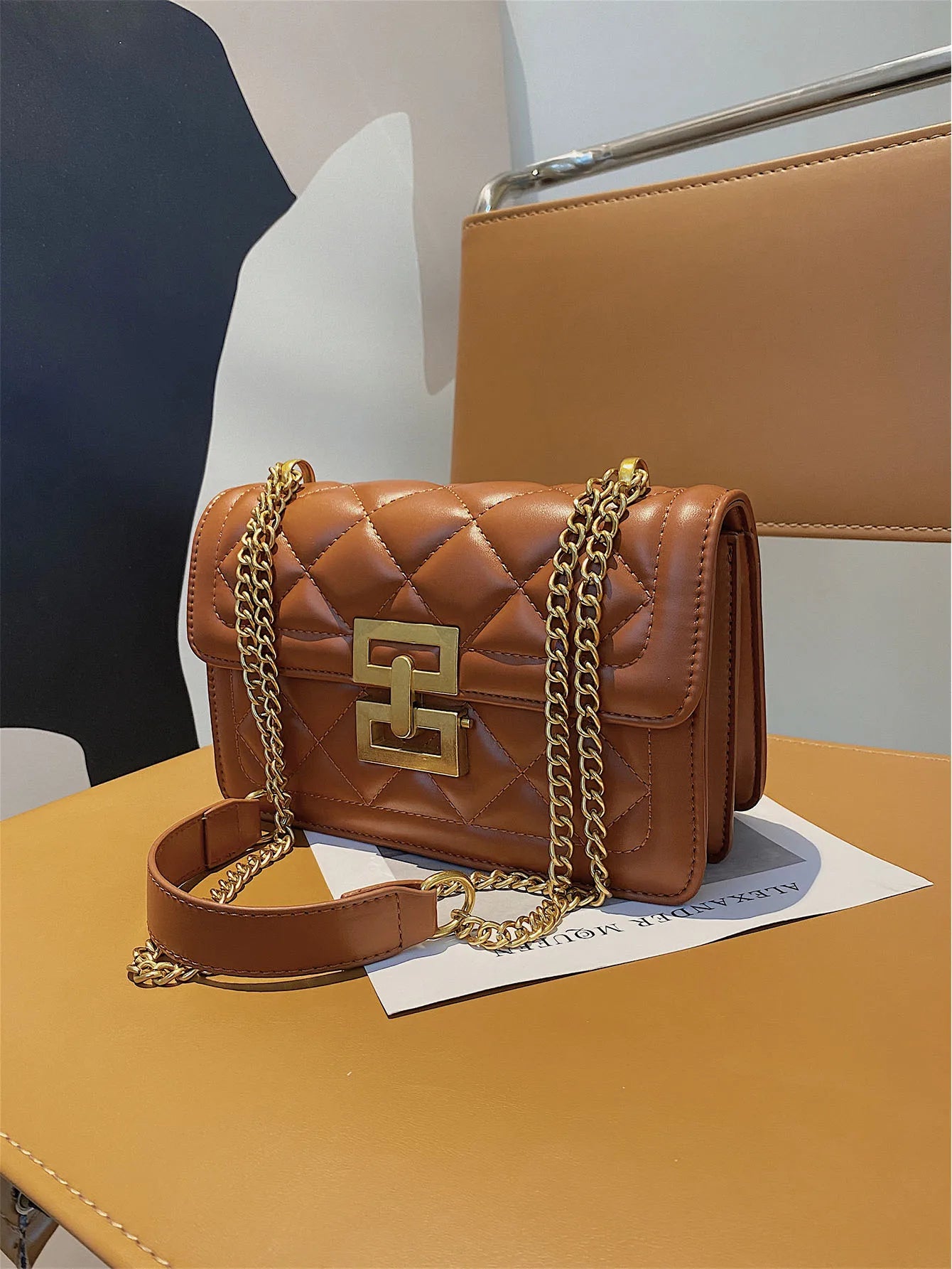 sac bandoulière avec chaine