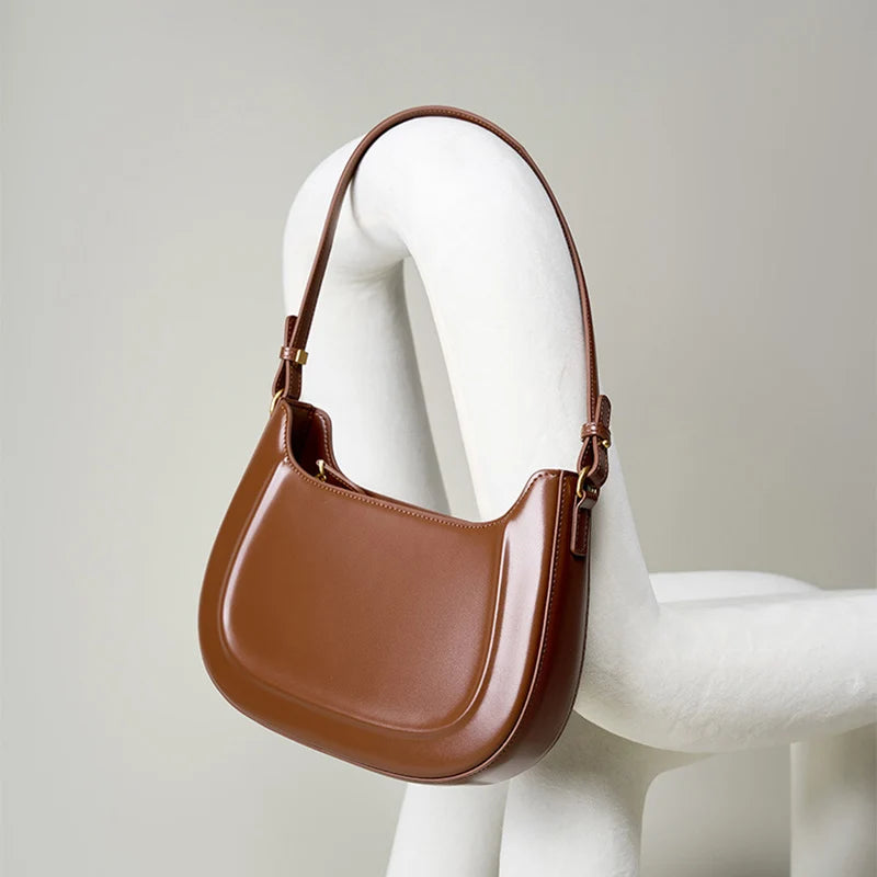 petit sac a main marron en cuir de vache