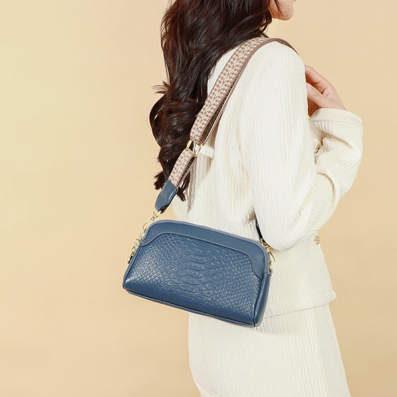 sac bandouliere croco avec finition dore