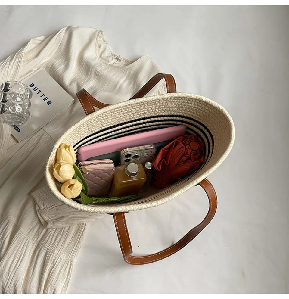 intérieur du grand sac de plage chic