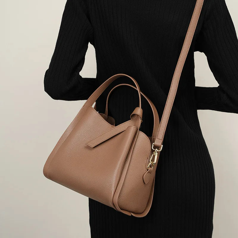 sac a main luxe marron en bandouliere
