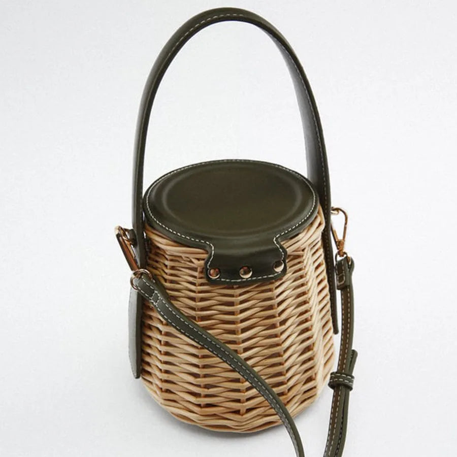 sac bourse en paille et cuir vert