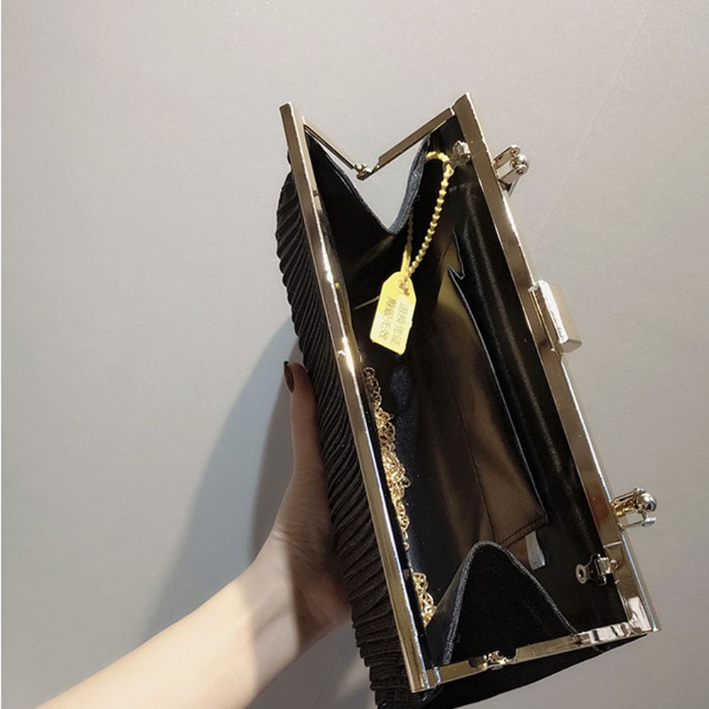 sac a main de soiree noir brillant