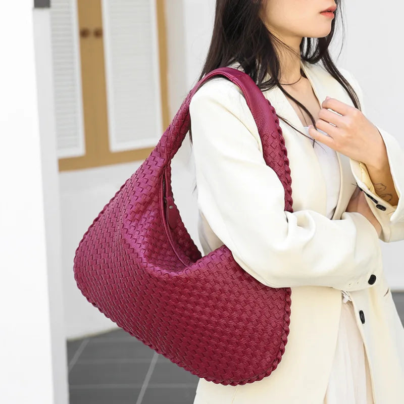 sac hobo tressé bordeaux