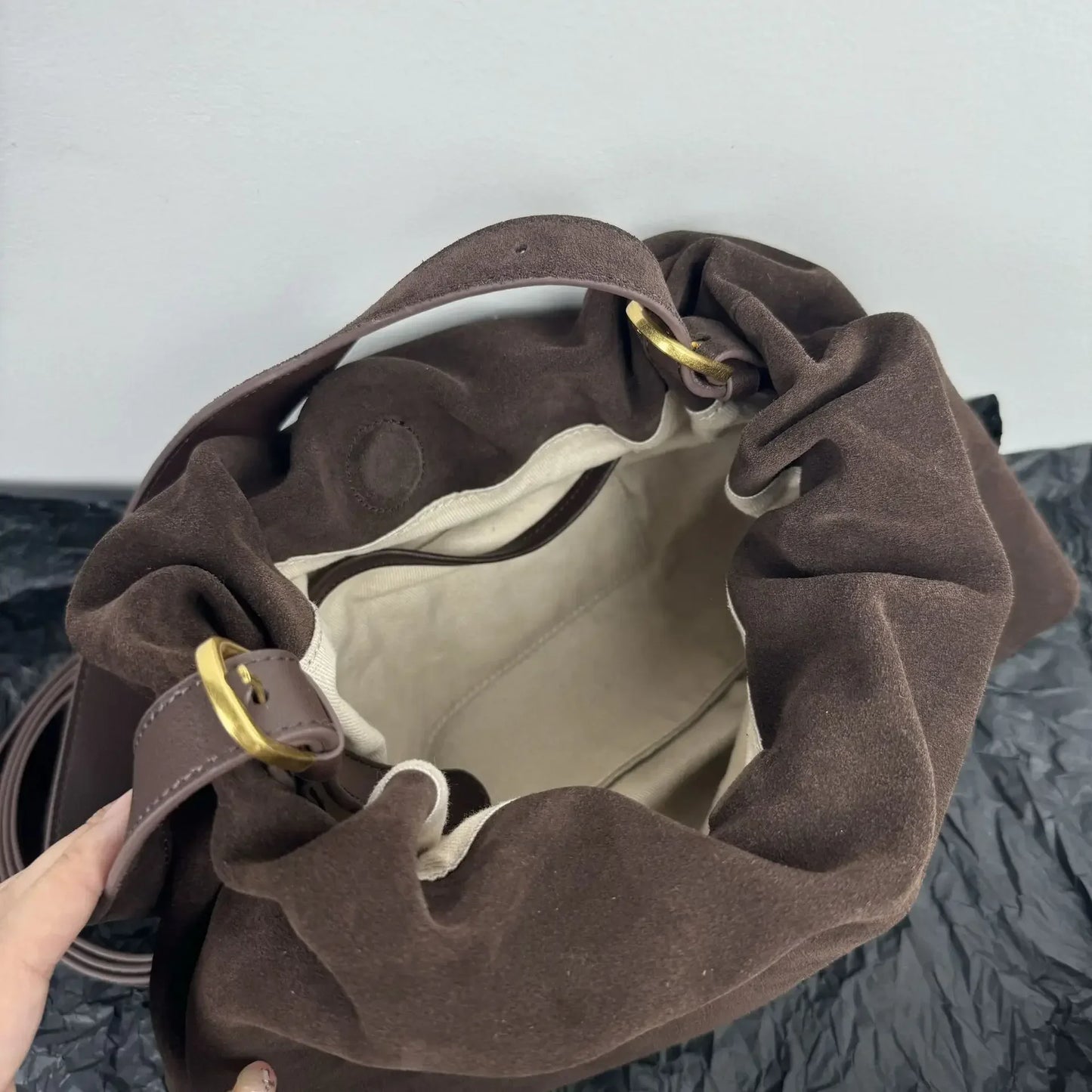 interieur sac en daim bandouliere