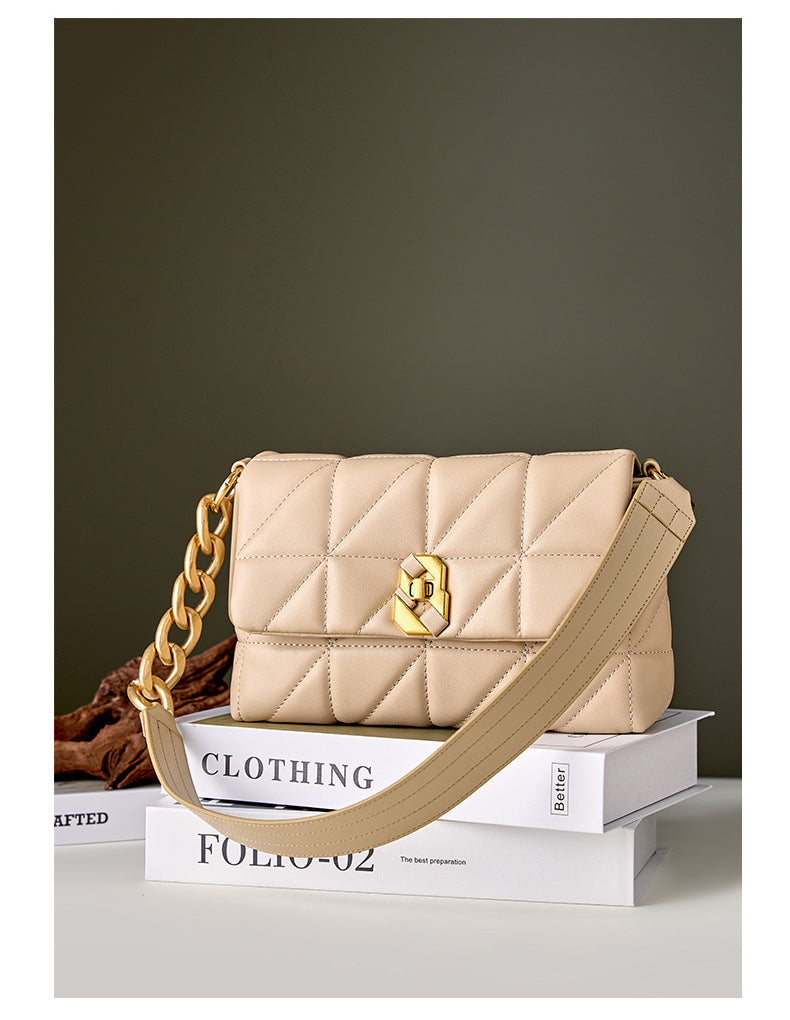 sac en bandouliere beige en cuir matelasse