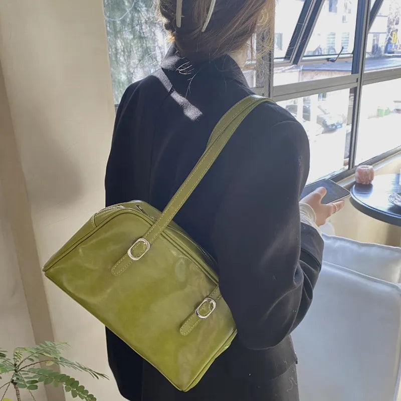 sac a main rectangulaire vert khaki porte epaule