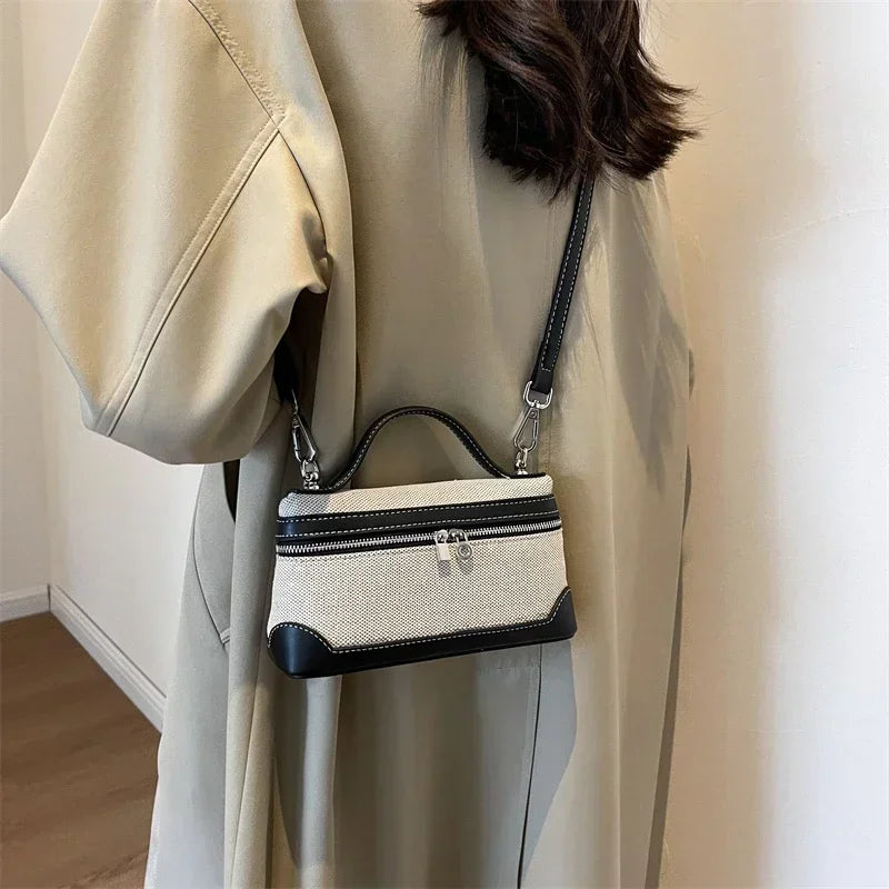 pochette en toile noir