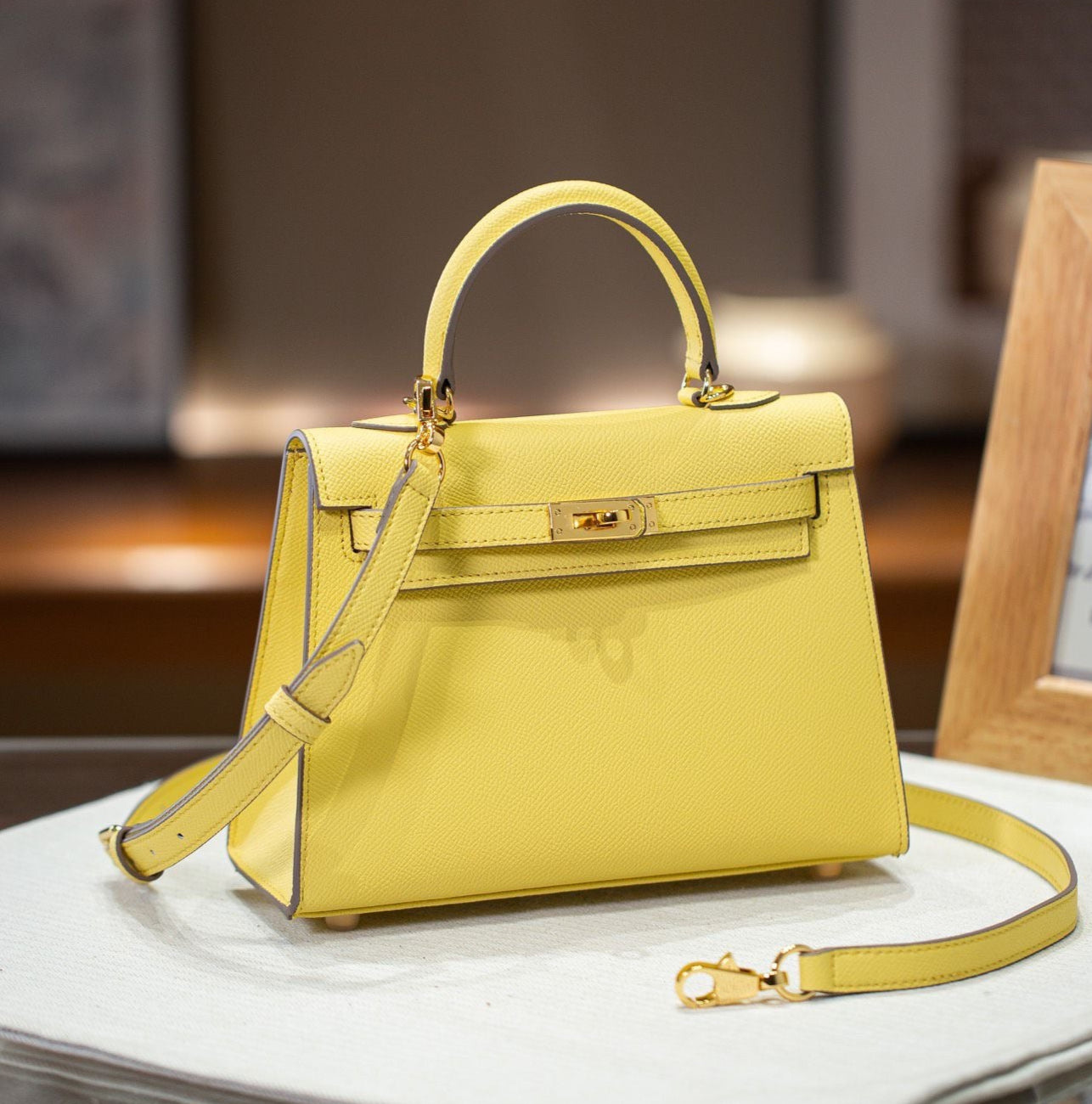 sac a main jaune
