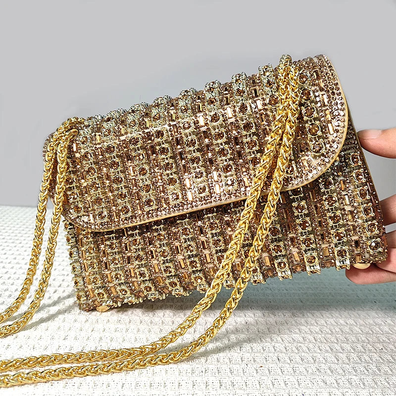 sac de soiree dore a strass