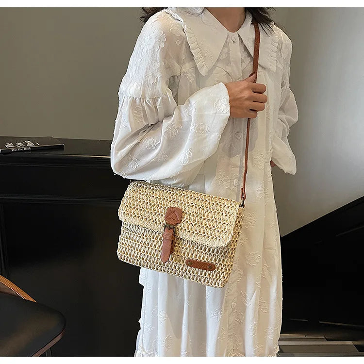 sac en paille rectangulaire bandouliere