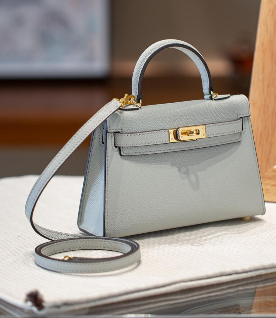 petit sac à main gris