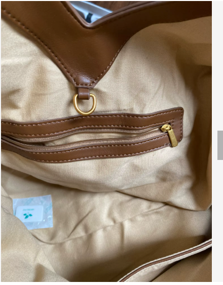 interieur sac de cours marron