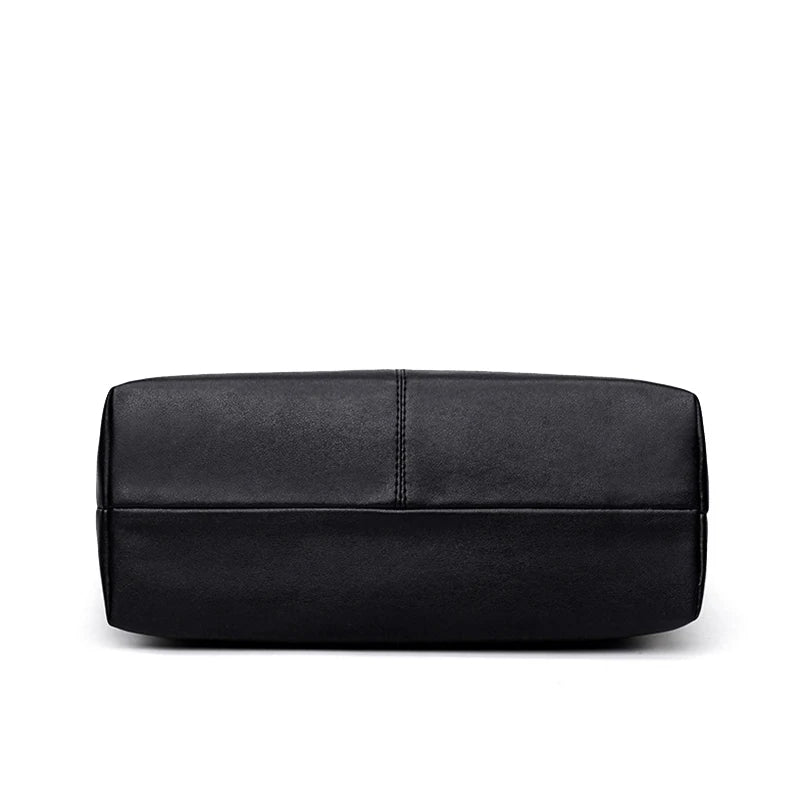 dessous du sac a main fourre tout noir