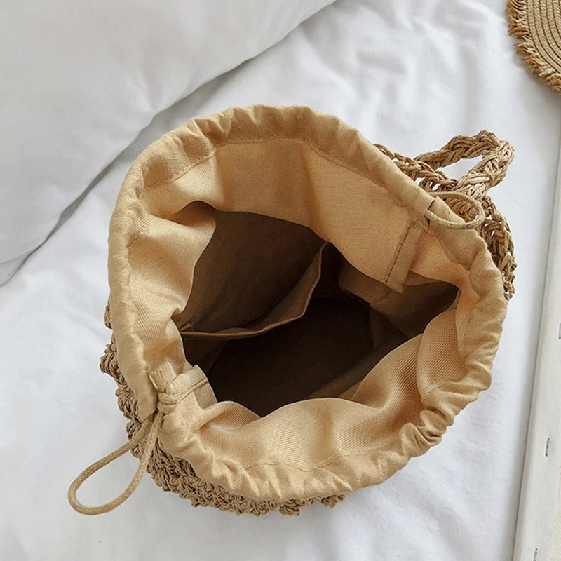 sac seau en paille interieur