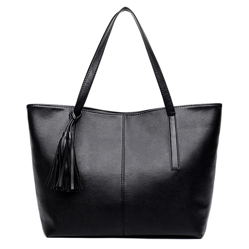 sac a main fourre tout noir similcuir