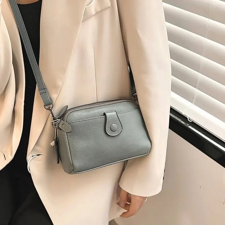sac pochette bandouliere cuir femme vert clair