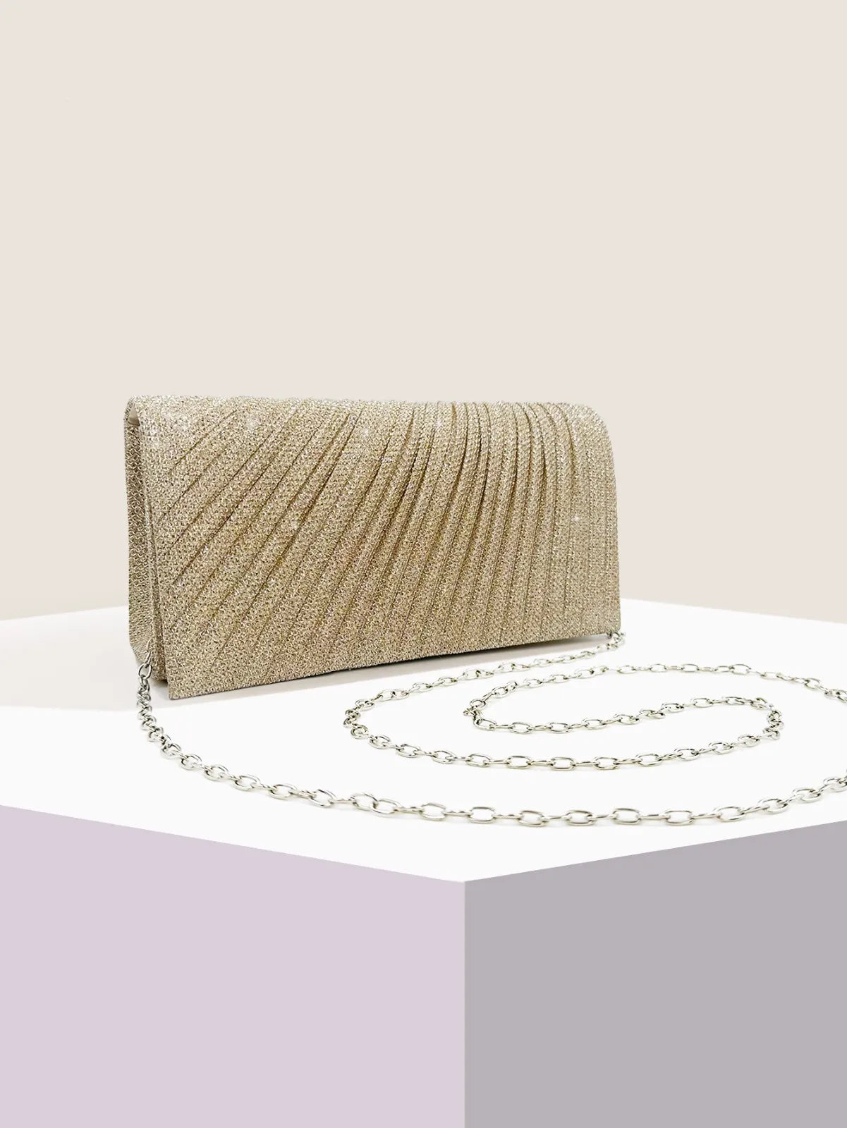 pochette de soiree doré