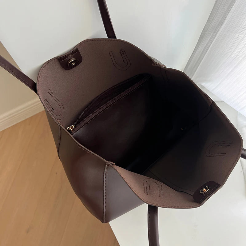 interieur sac a main de cours femme