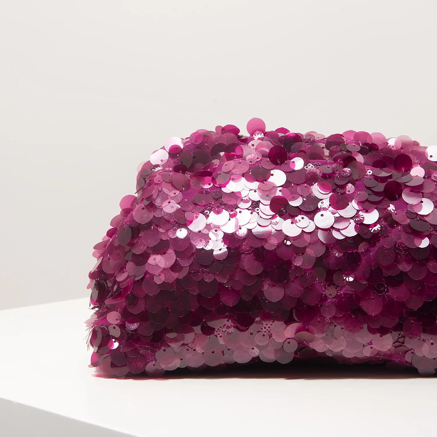 pochette de soiree brillante violette