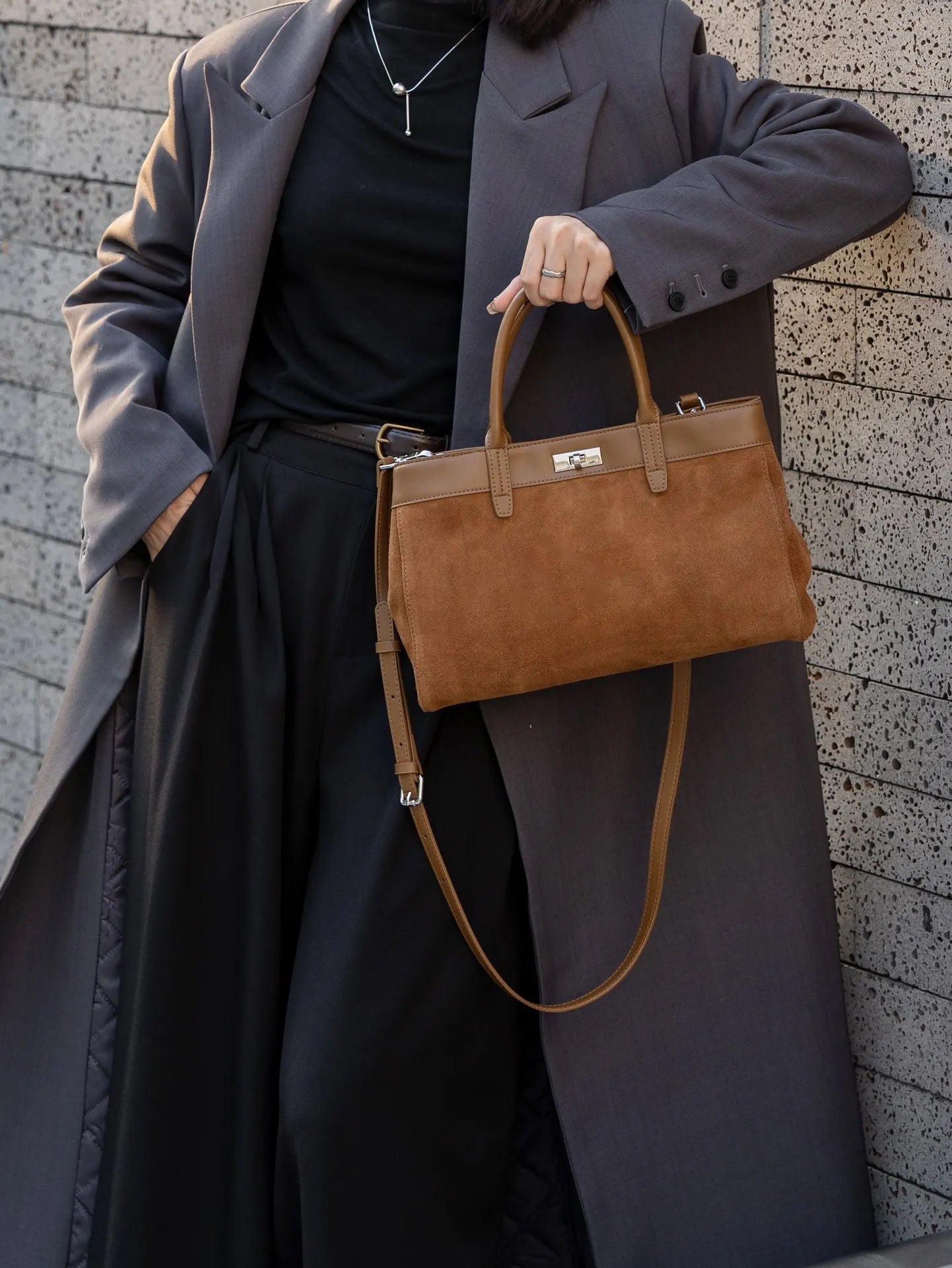 sac a main chic daim camel