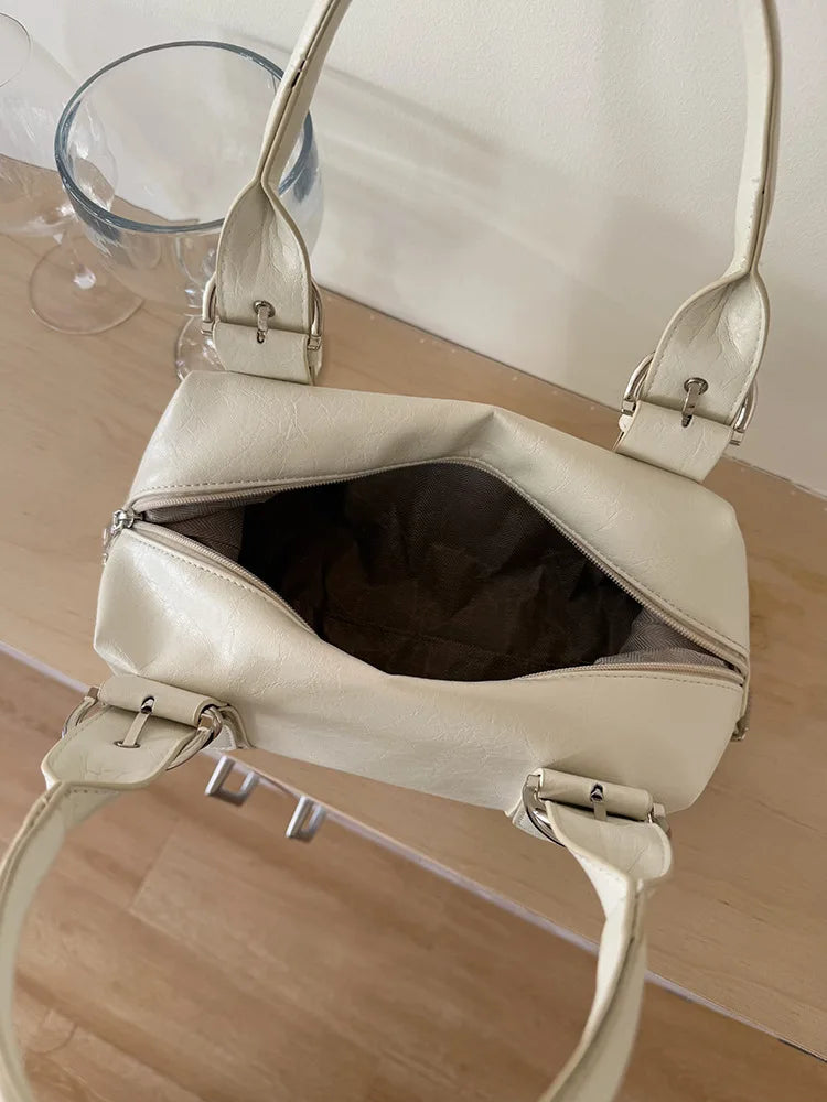 interieur sac porte epaule blanc