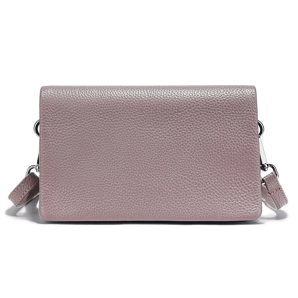 Pochette bandoulière en cuir grainé vieux rose