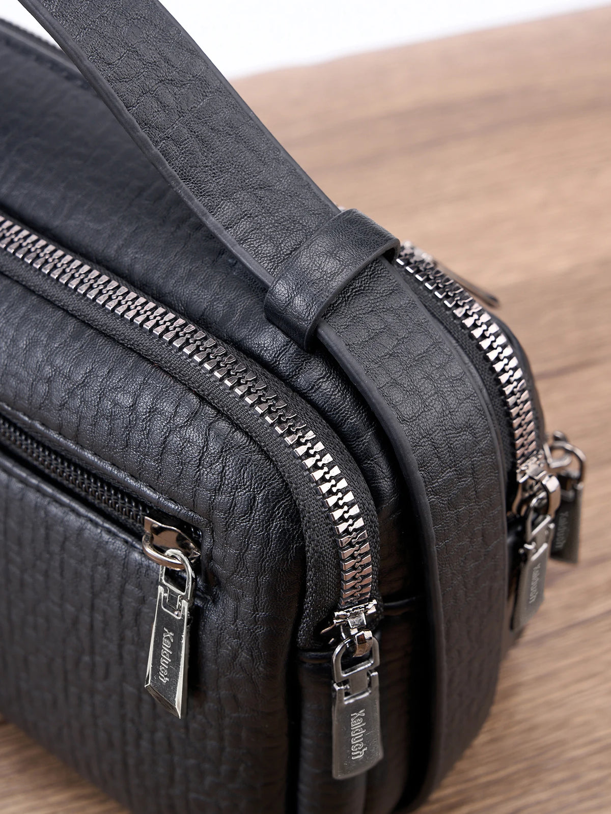 pochette voyage homme cuir synthetique
