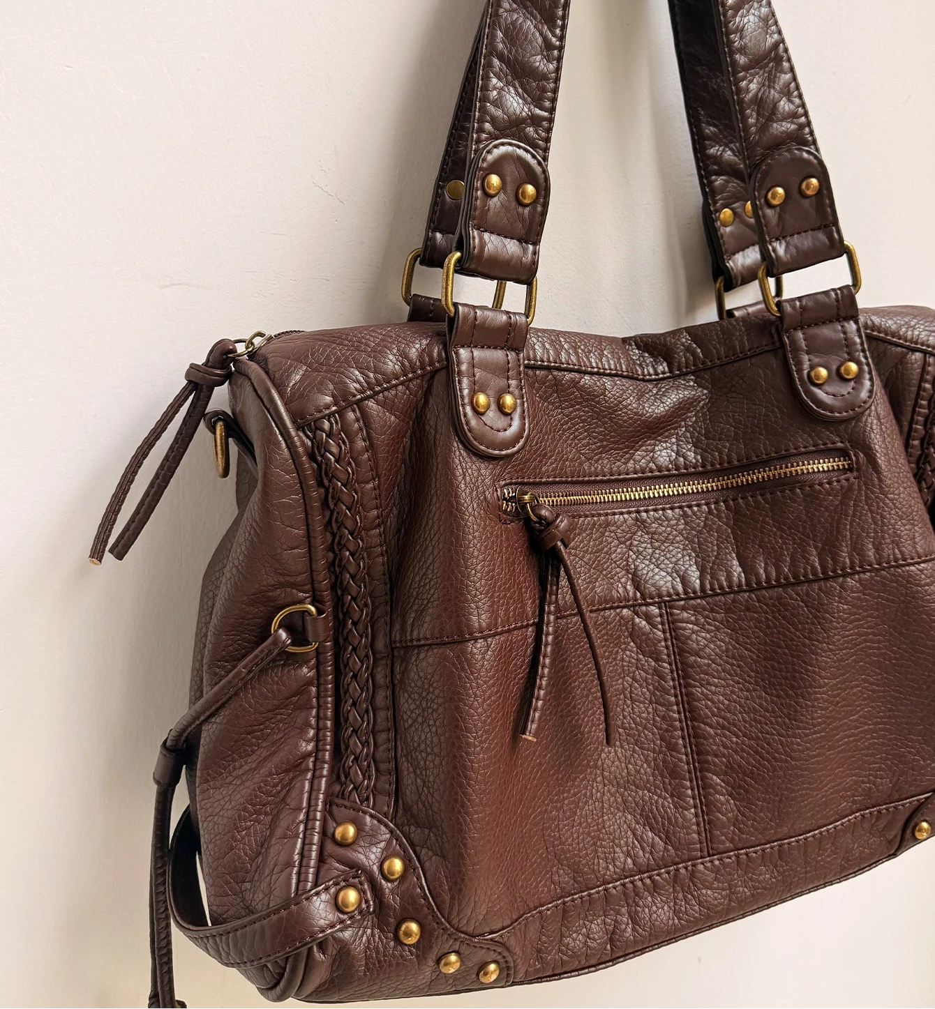 details sac de cours cuir marron