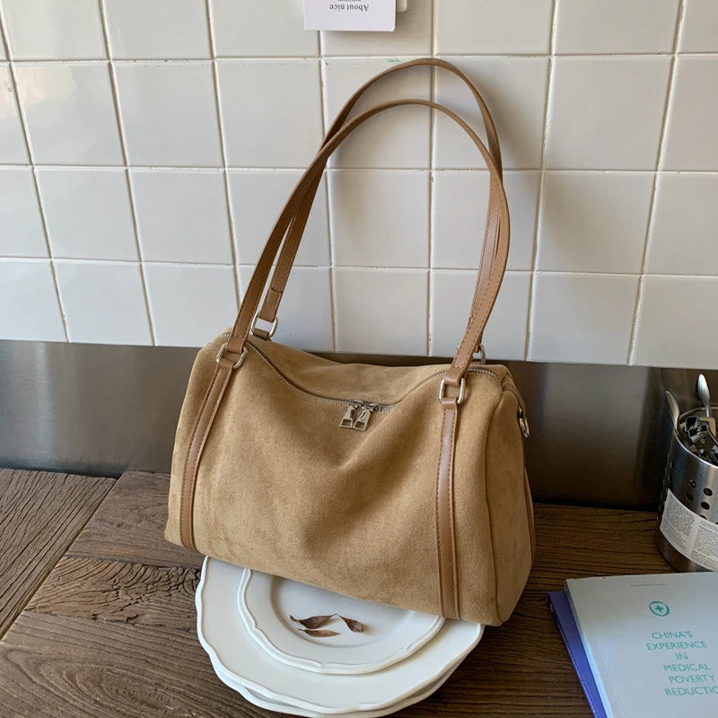 Sac polochon camel à double fermeture éclair, vue de face